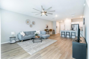 Brand New Luxury -King Bed- 15 min to attractions